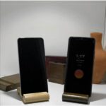 حامل جوال خشب اندنوسي صغير