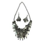 طقم سلسال مع خرص جنيهات فضي