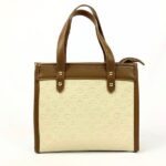 شنطة يد نسائية بشعار LV