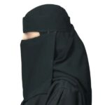 نقاب بمطاطين